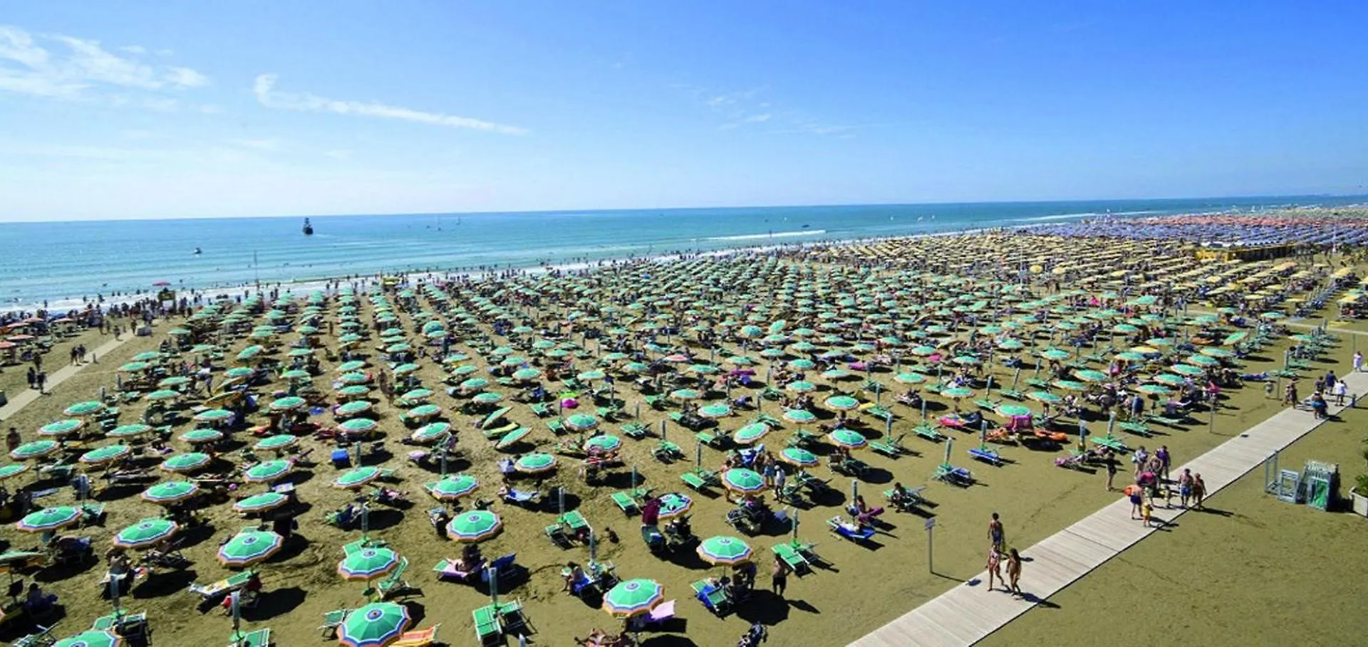 Beautifully Furnished Apartment Bibione 0*,